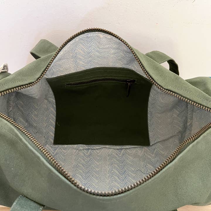 Family Impact Stories – wholesale Pouch – Women’s – Sky blue/olive green mini bolster for children3