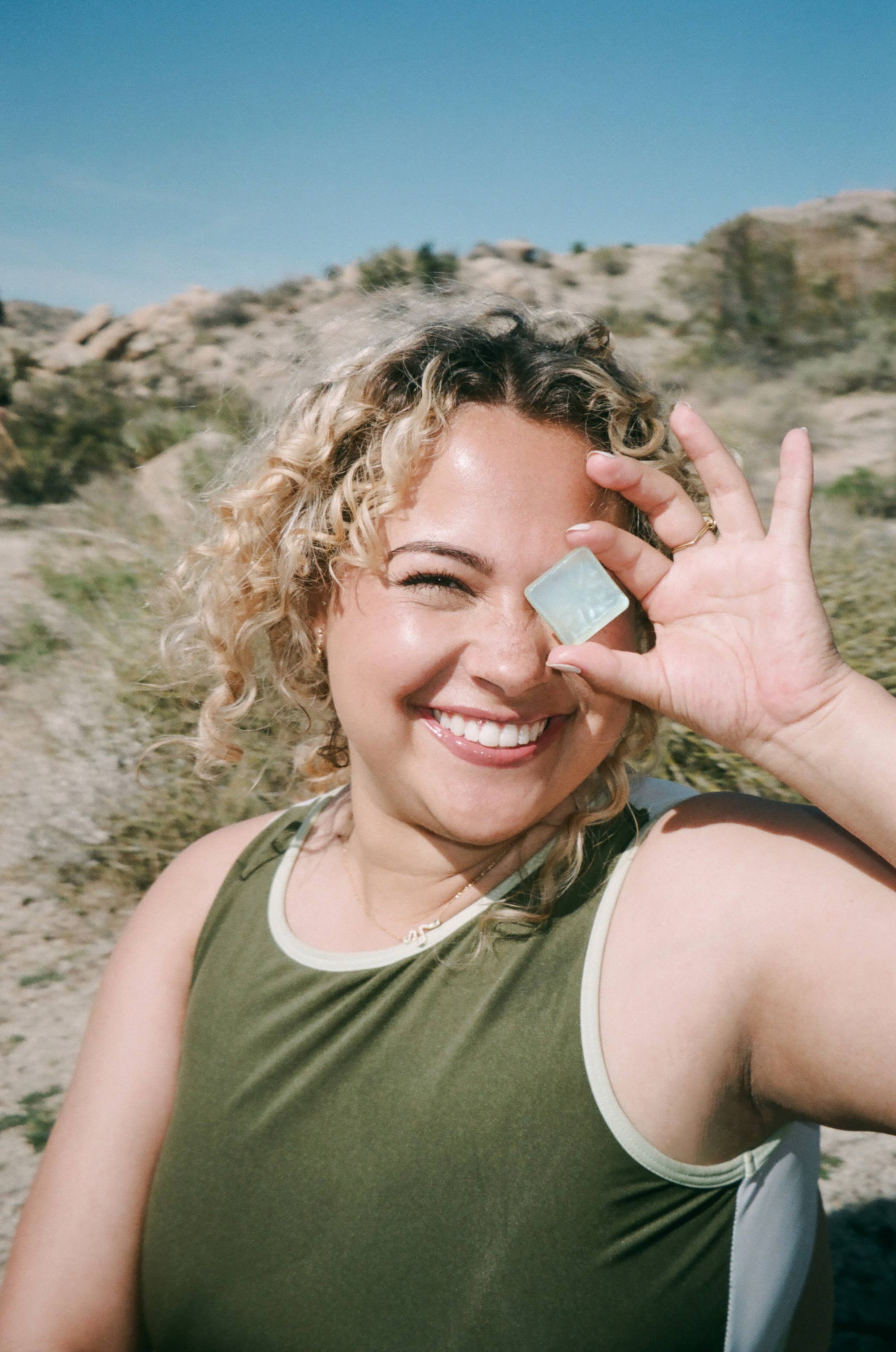 DEW MIGHTY – Engroshandel Ansigtsserum – BLOOM JELLY ANSIGTSSERUMBAR PÅFYLDNING5