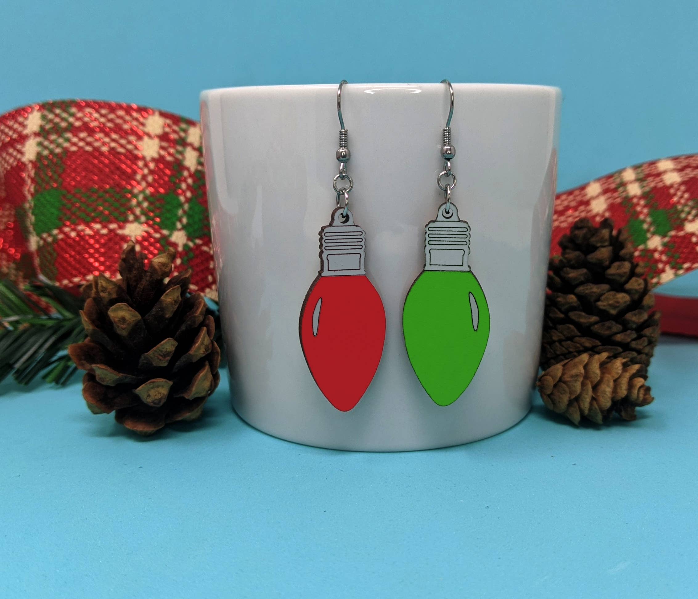 Unpossible Cuts - Wholesale Dangle Earrings - Christmas Light Bulb Dangle Earrings