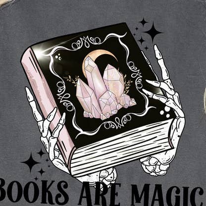 Les livres sont un transfert de chaleur DTF magique pour la vente par Trendy Transfers