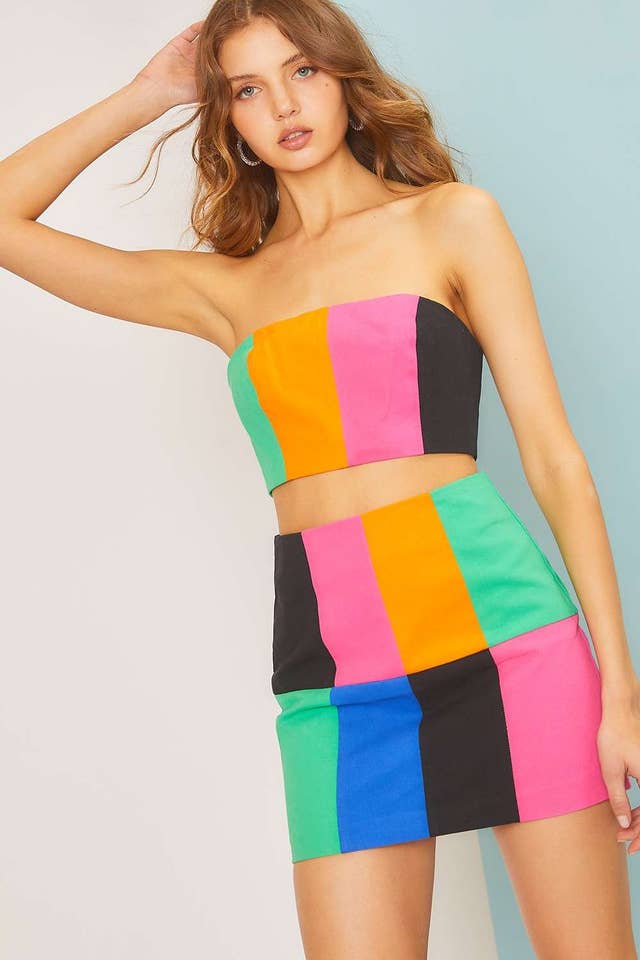 MULTI Minifalda vaquera con cierre en la espalda y bloques de color de venta al por mayor en Faire4