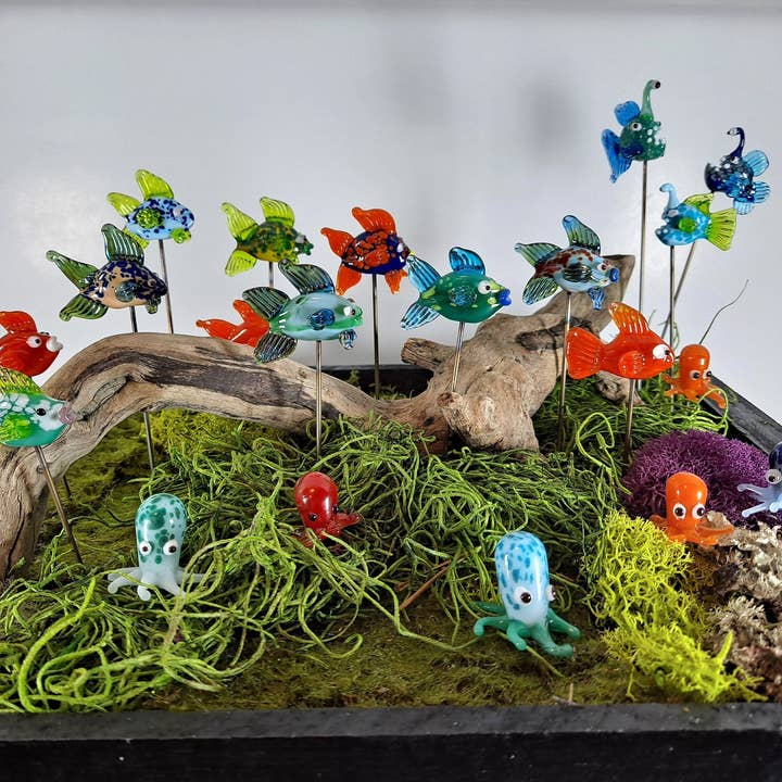 Sunshine Glass Gifts – Engroshandel Have/havestolpe – Glasfiskeplantevenner, stueplante og eventyrhaveindretning