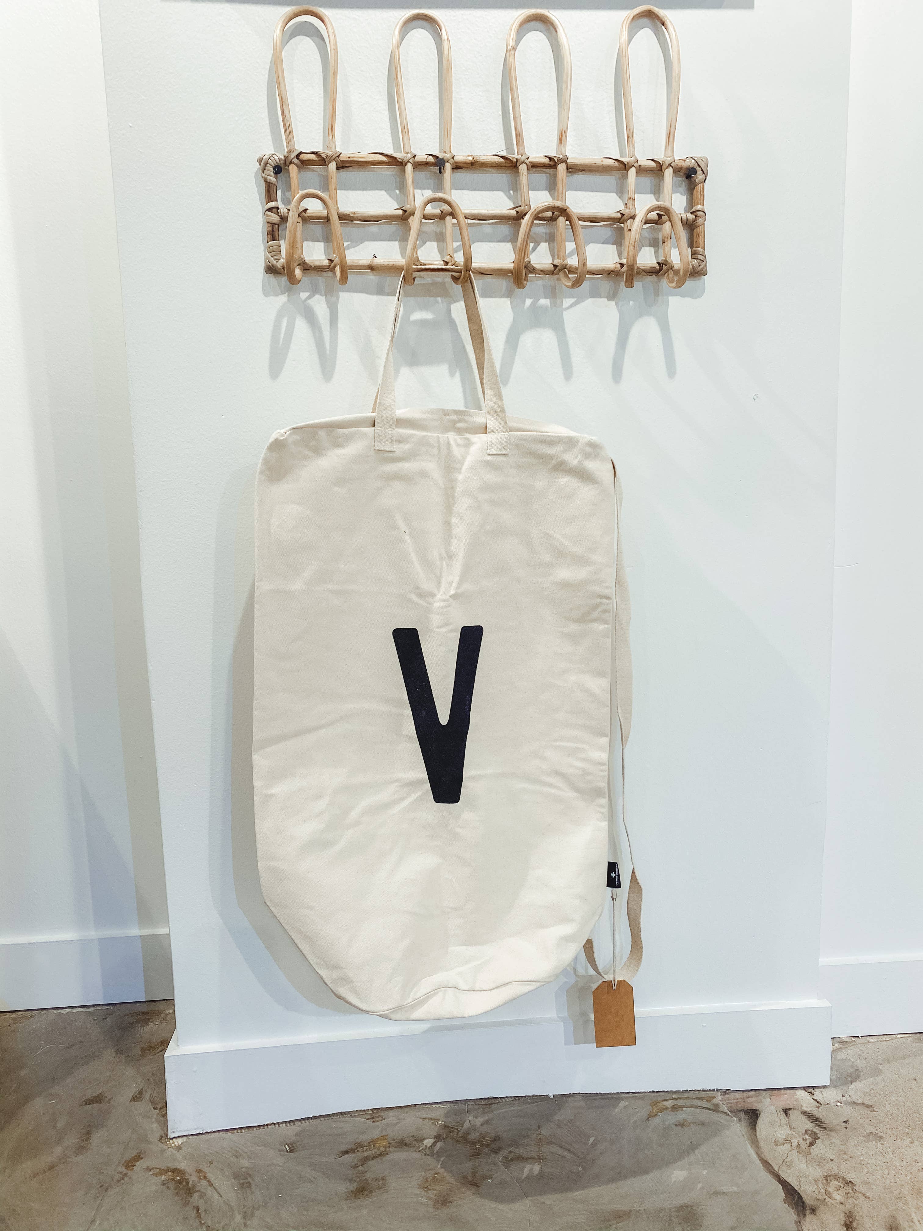 Modern Burlap - Wholesale Laundry Bag - Cotton Canvas Laundry Bag With Shoulder Strap - Alphabet17