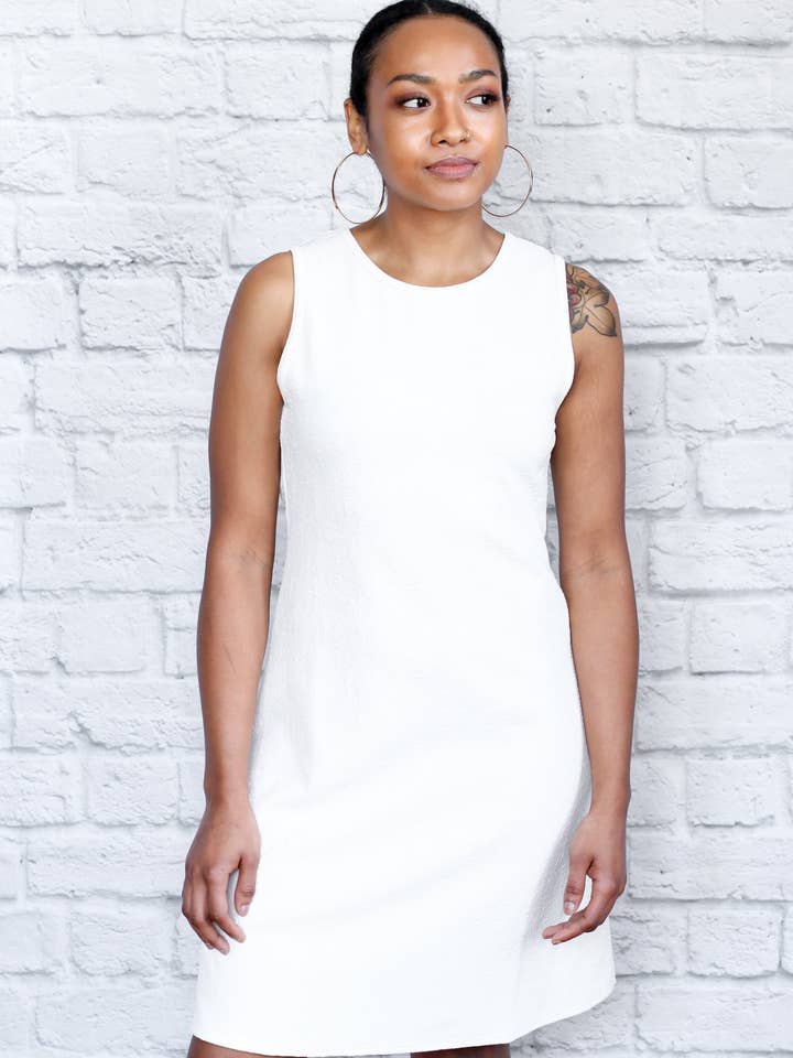 3304 - Tekstureret Skift Kjole for engroshandel hos Laura Hlavac