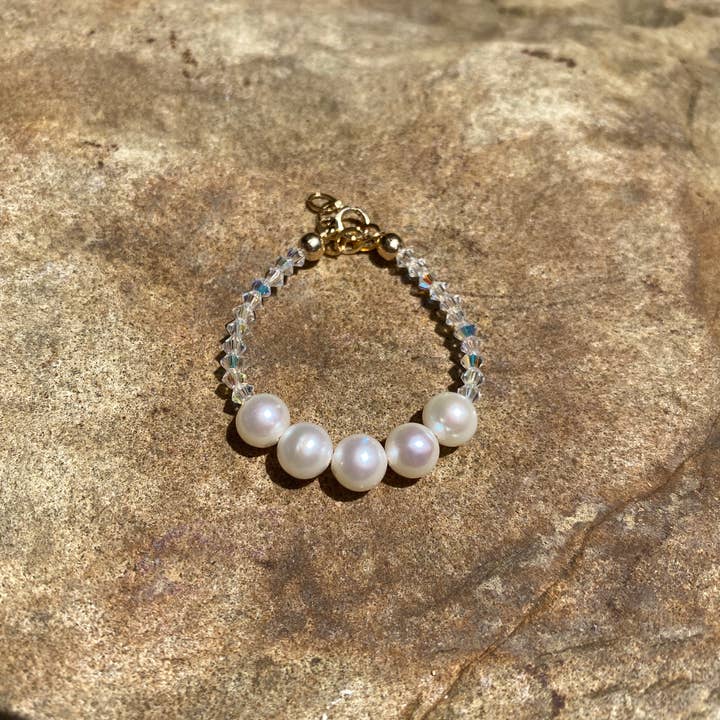 5 Ferskvandsperle og Swarovski Crystal Baby armbånd for engroshandel hos Beshea Beshea