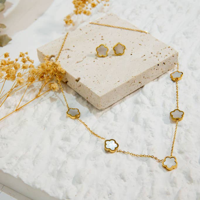 White Leaf - Wholesale Stud/Post Earrings - 5 Petal Flower Stud Earring in Mother of Pearl4