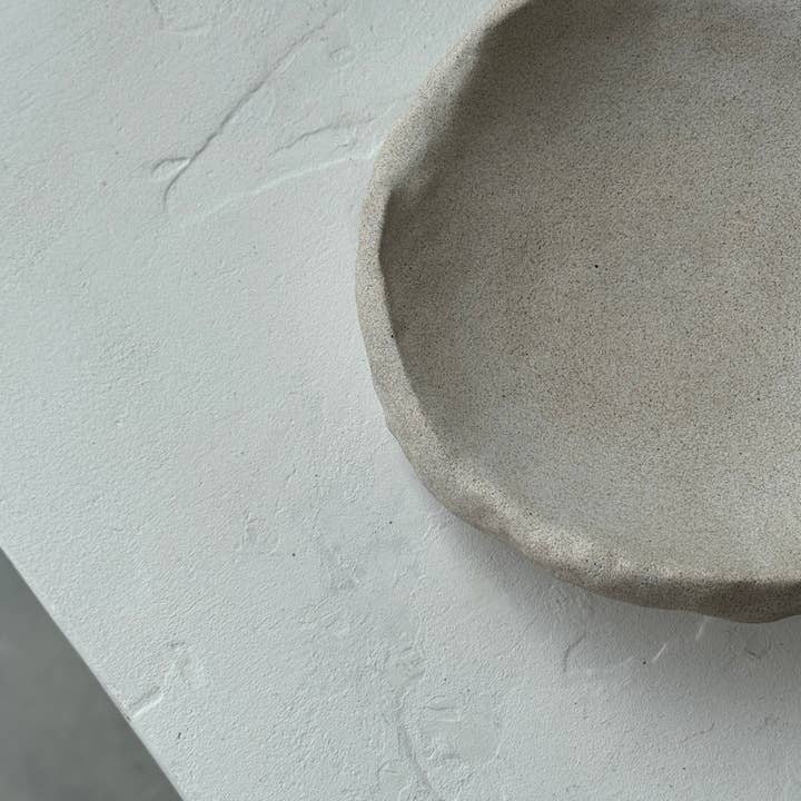 GINALADÉCO - Wholesale Sculpture - The Loma Sculpture | Almond2