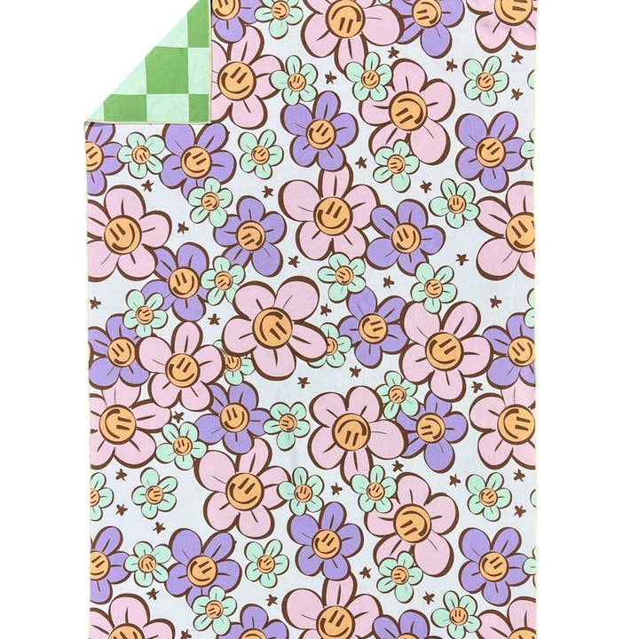 Crae.Home - Wholesale Beach Towel - Giggles Pool Towel: Reversible0