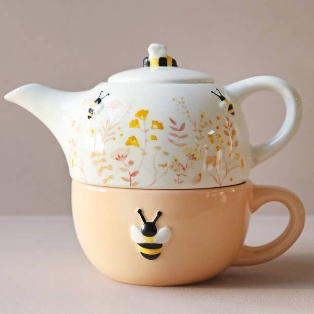 Lisa Angel – wholesale Tea set – Floral Ceramic Teapot and Mug Set