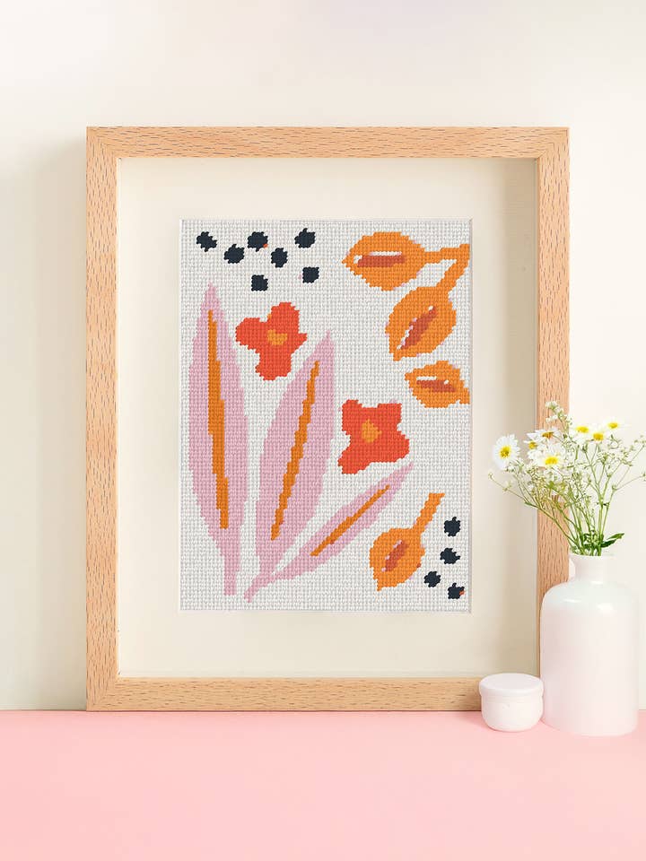 Anfängerset für Needlepoint mit Motiv Papierblumen für den Großhandel von Unwind Studio