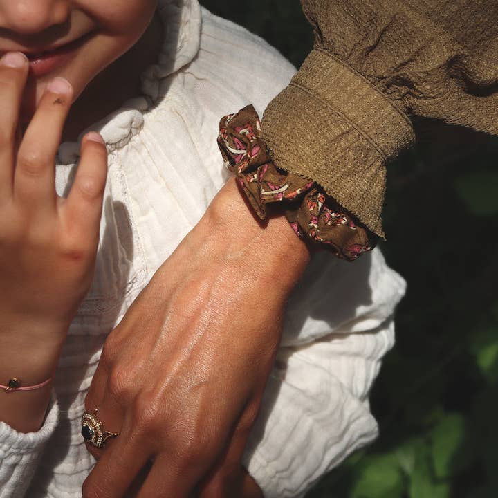 Maho - Wholesale Scrunchie - Women's - Bridget Olive Flowers6