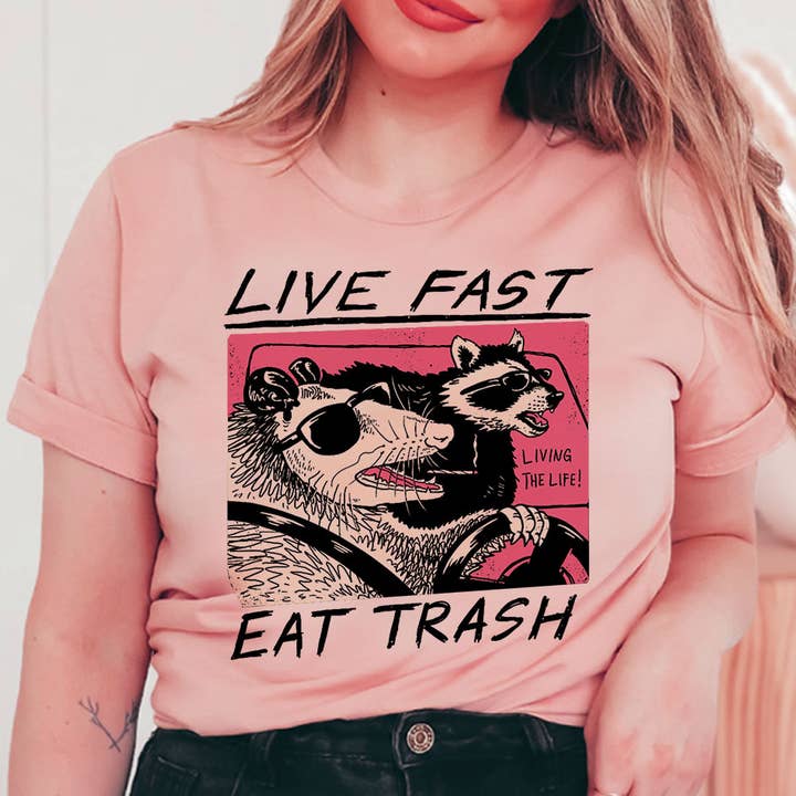 House Of Rodan - Vendita all'ingrosso Maglietta stampata - Donna - Live Fast Eat Trash - Maglietta a tema Raccoon Music4