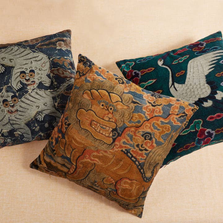 Siren Song - Wholesale Throw/Decorative Pillow - Tiger Velvet Pillow 18"x18"6