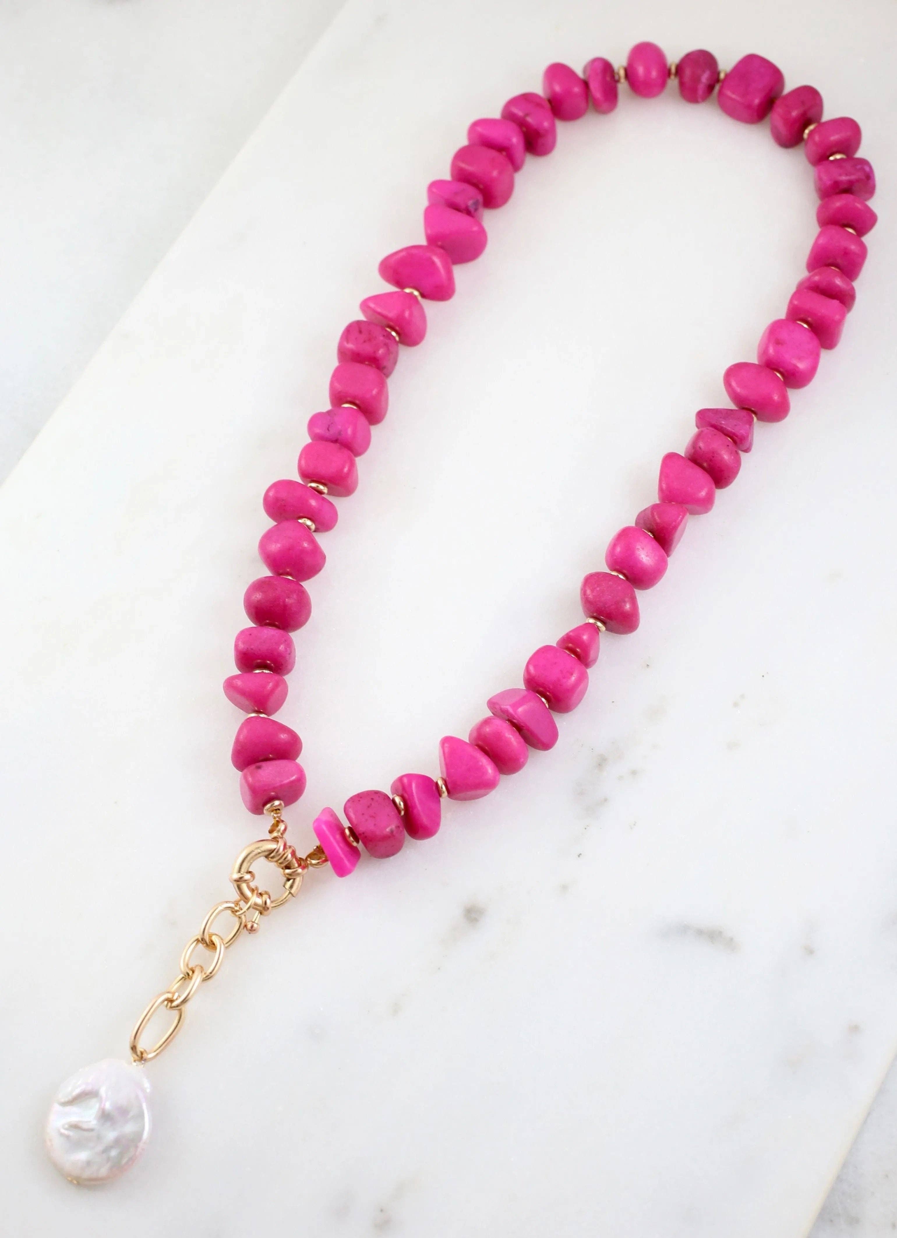 The Bling Barn - Wholesale Beaded/Pearl Necklace - Cienta Chipped Stone Necklace with Pearl FUCHSIA0