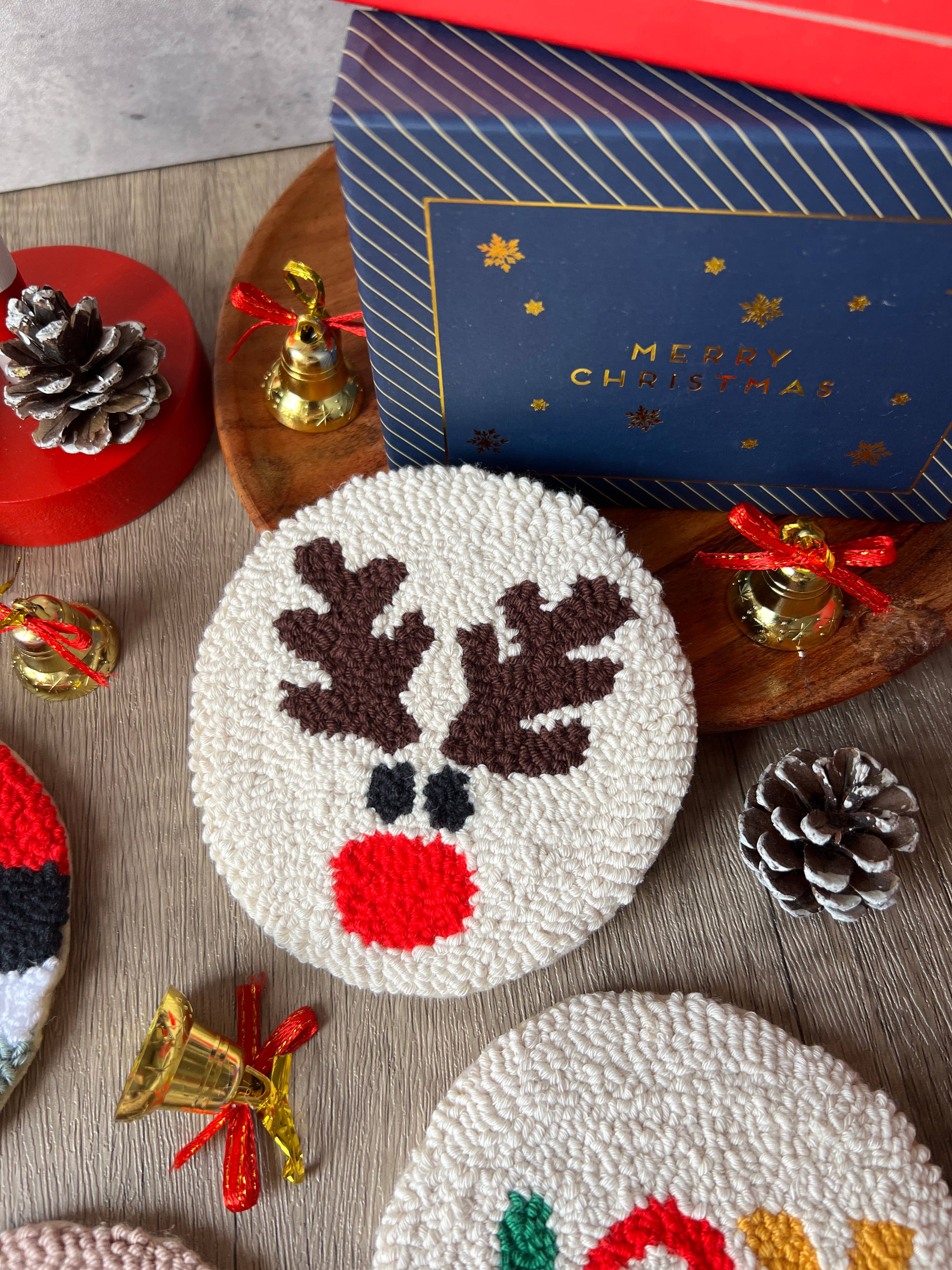 TheMellys - Wholesale Coasters - Magical Festive Mug Rug5