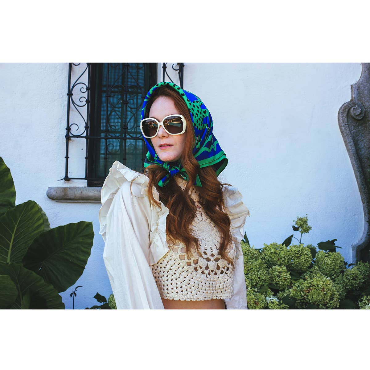 Jessie Zhao New York - Vendita all'ingrosso Sciarpa - Donna - Sciarpa di seta bifacciale con leopardi nella natura verdeggiante5