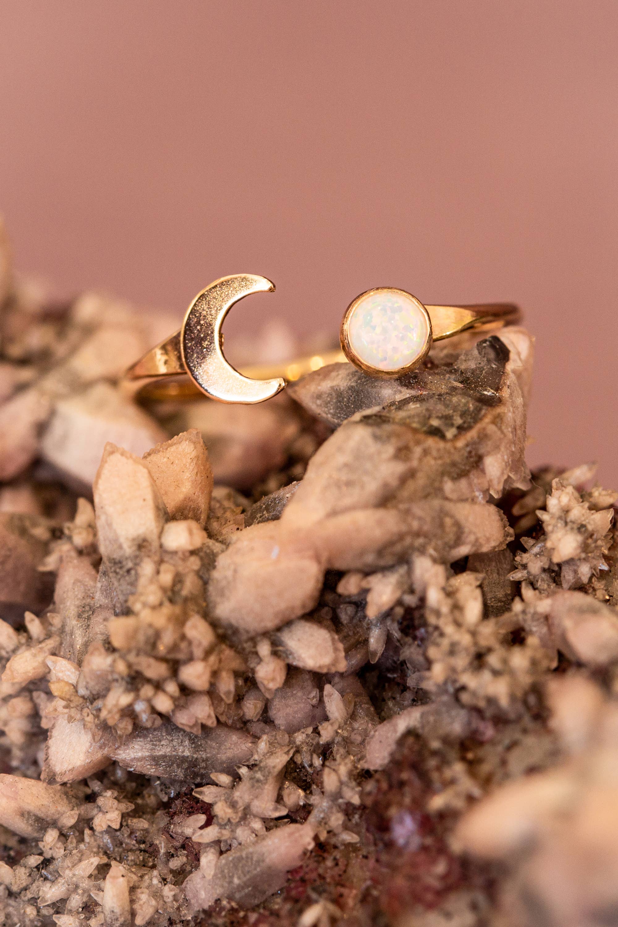 Mineral and Matter - Vendita all'ingrosso Anelli con pietra singola/solitario - Anello Luna Opal Fasi Lunari Fasi Lunari Anello a luna crescente6