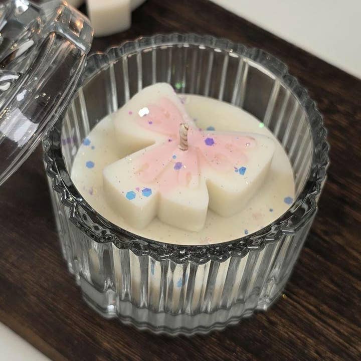 Handmade Soy Wax Candle Custom Color & Scent in Glass Jar for wholesale by ByMasi