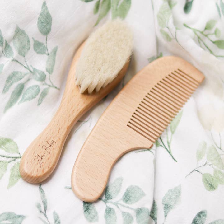 Wooden Baby Brush and Comb Set for wholesale by Zebra Babies