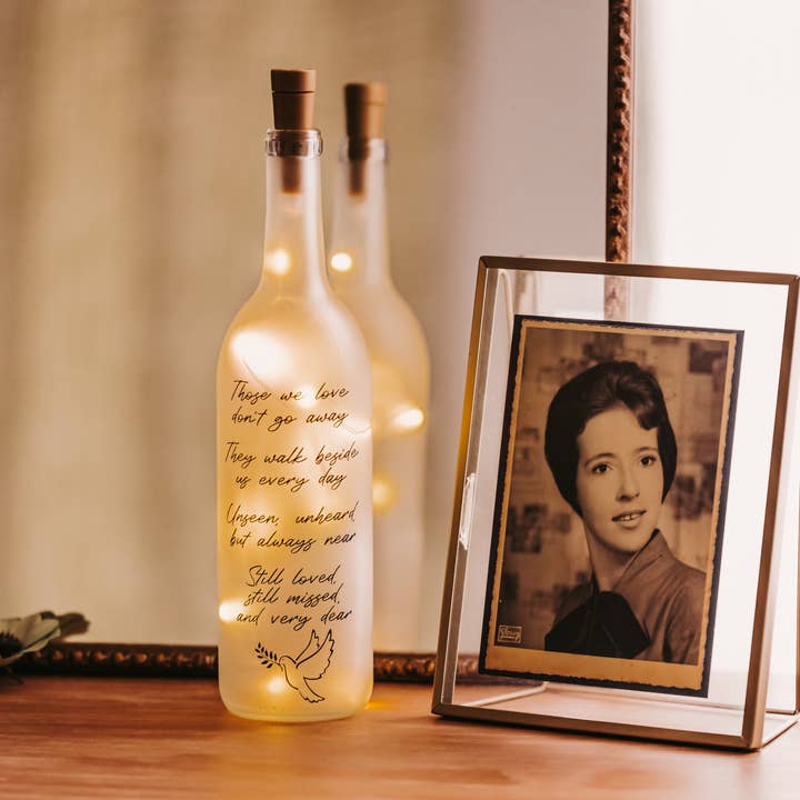 Firefly Home Designs - Wholesale Accent/Desk Lamp - Memorial Wine Bottle Light, Home Decor, Gifts, Lamps, Wine2