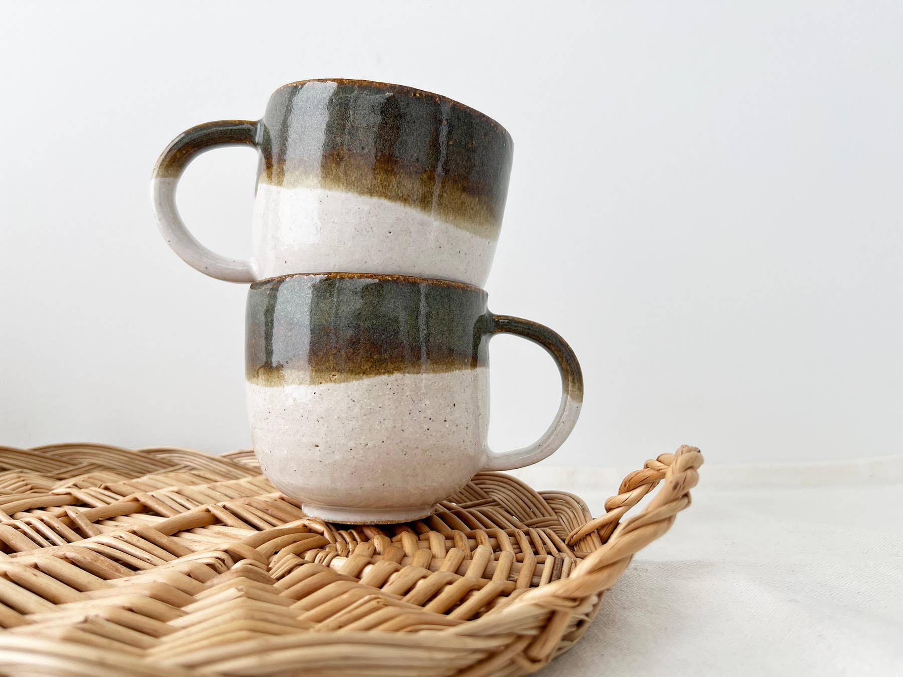 Eli.C Studio - Wholesale Coffee Mug - Sage Green White Handmade Ceramic Mug2