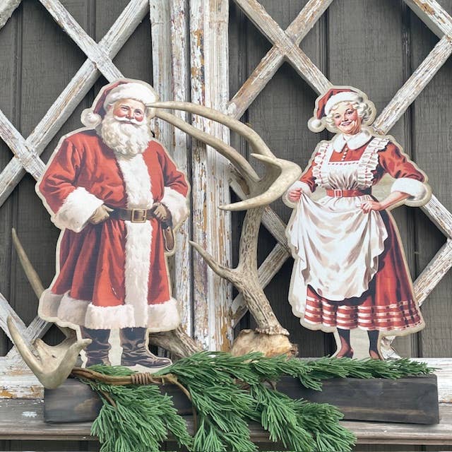 LAND OF COTTON – wholesale Christmas decoration – Santa Claus Standing Shelf Sitter/Table Piece 2