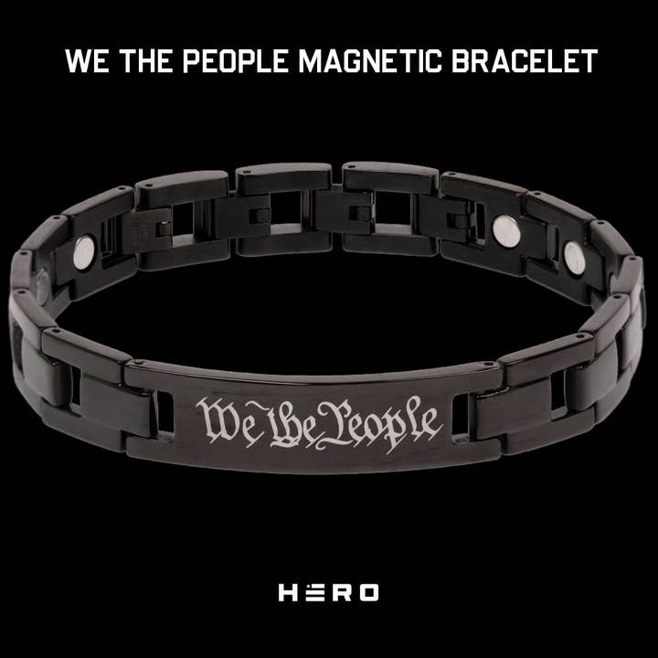 Wij Het Volk Magnetische Zwarte Armband: Helpt Veteranen Te Koppelen Aan Een Hulphond Of Asielhond -Faire voor wholesale door The Hero Company