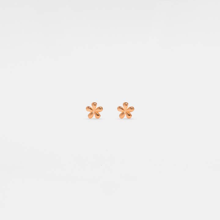 Perimade & Co. LLC - Wholesale Stud/Post Earrings - Tiny Small Cute Flower Stud Earrings in 925 Sterling Silver4