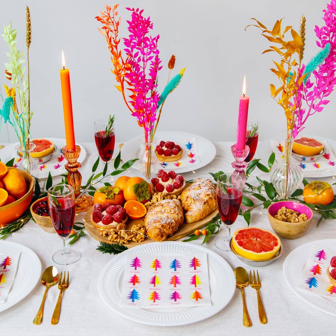 Talking Tables UK - Wholesale Candle holder - Pink Glass Candle Holder - 16cm | Valentine's Day  |7