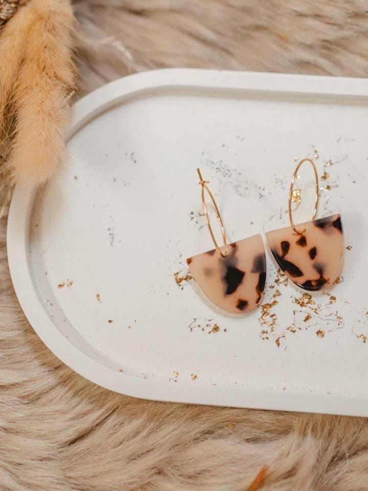 Creoli "Leo" 25 mm – Gioielli in acciaio inossidabile dorato per la vendita all'ingrosso da parte di afHandmade