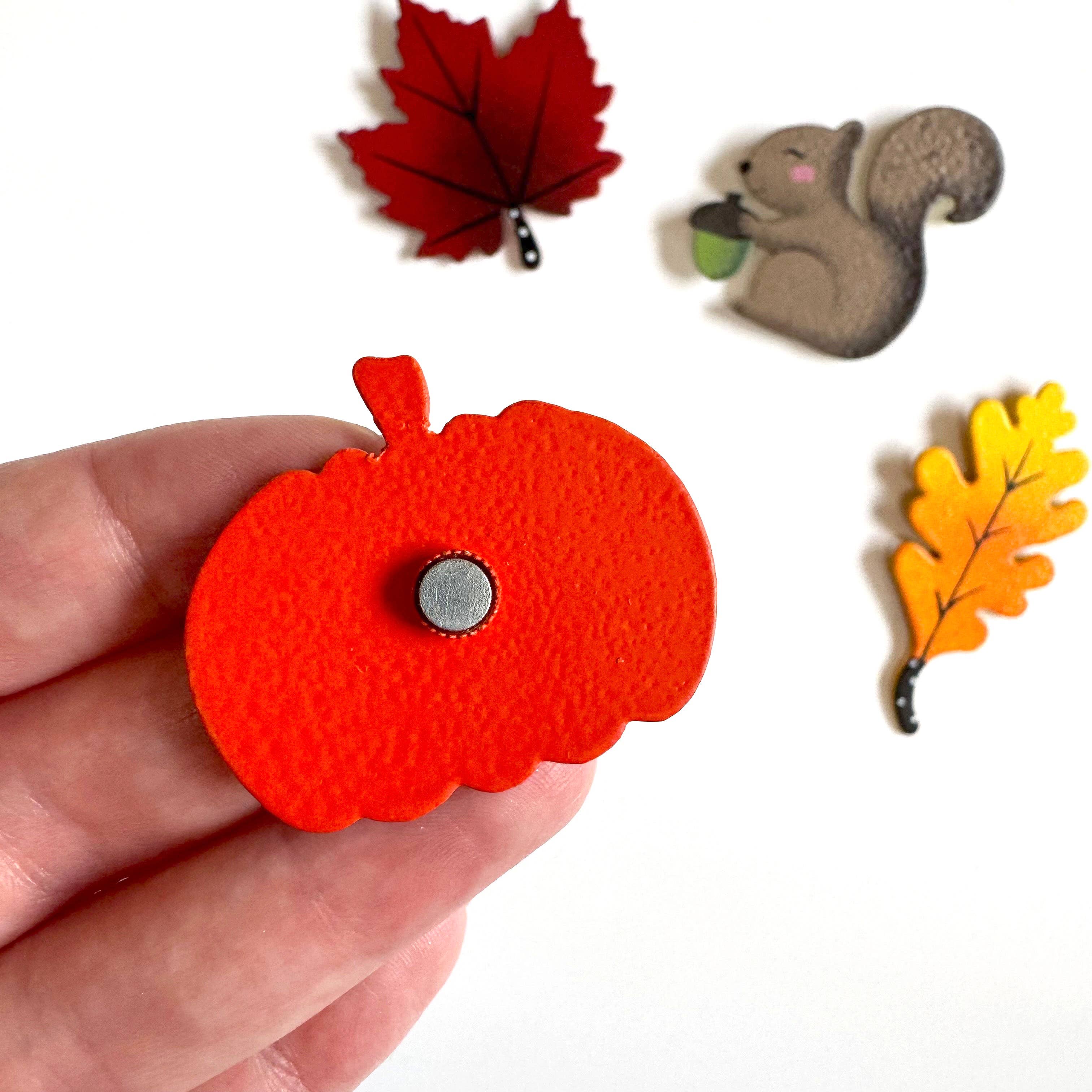 Roeda Studio - Wholesale Magnet - "Give Thanks" Pumpkin Magnet, Open Stock, Fall Decor1