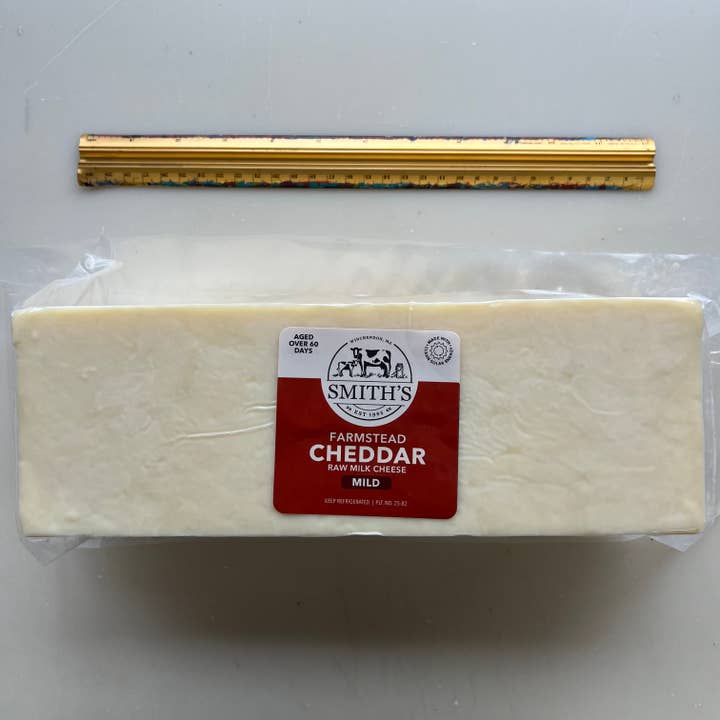 Smith's Country Cheese - Vente Fromages - Cheddar doux 5 livres Bloc, lait cru