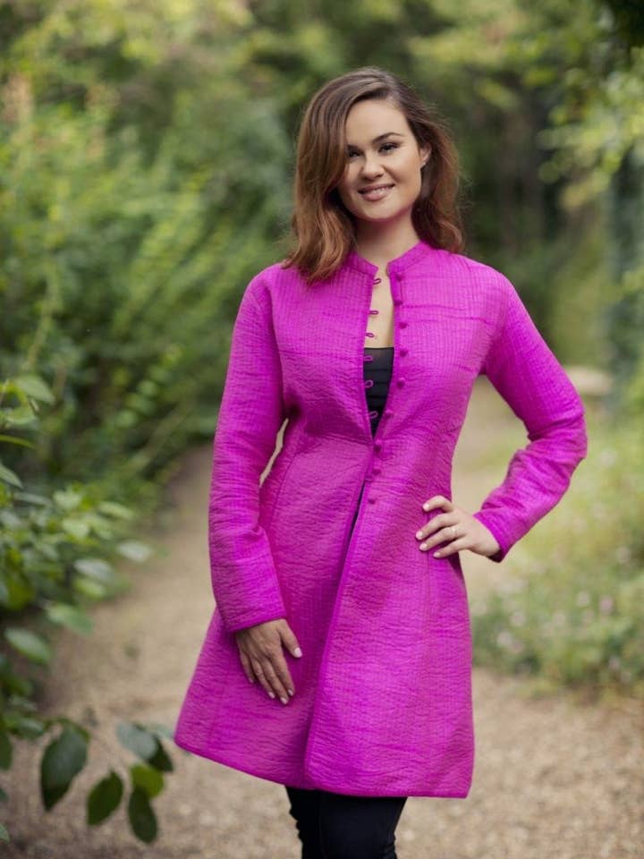 Chokerende Pink Quiltet Silke Kvinders Bryllup Jakke for engroshandel hos Memsahib Collections