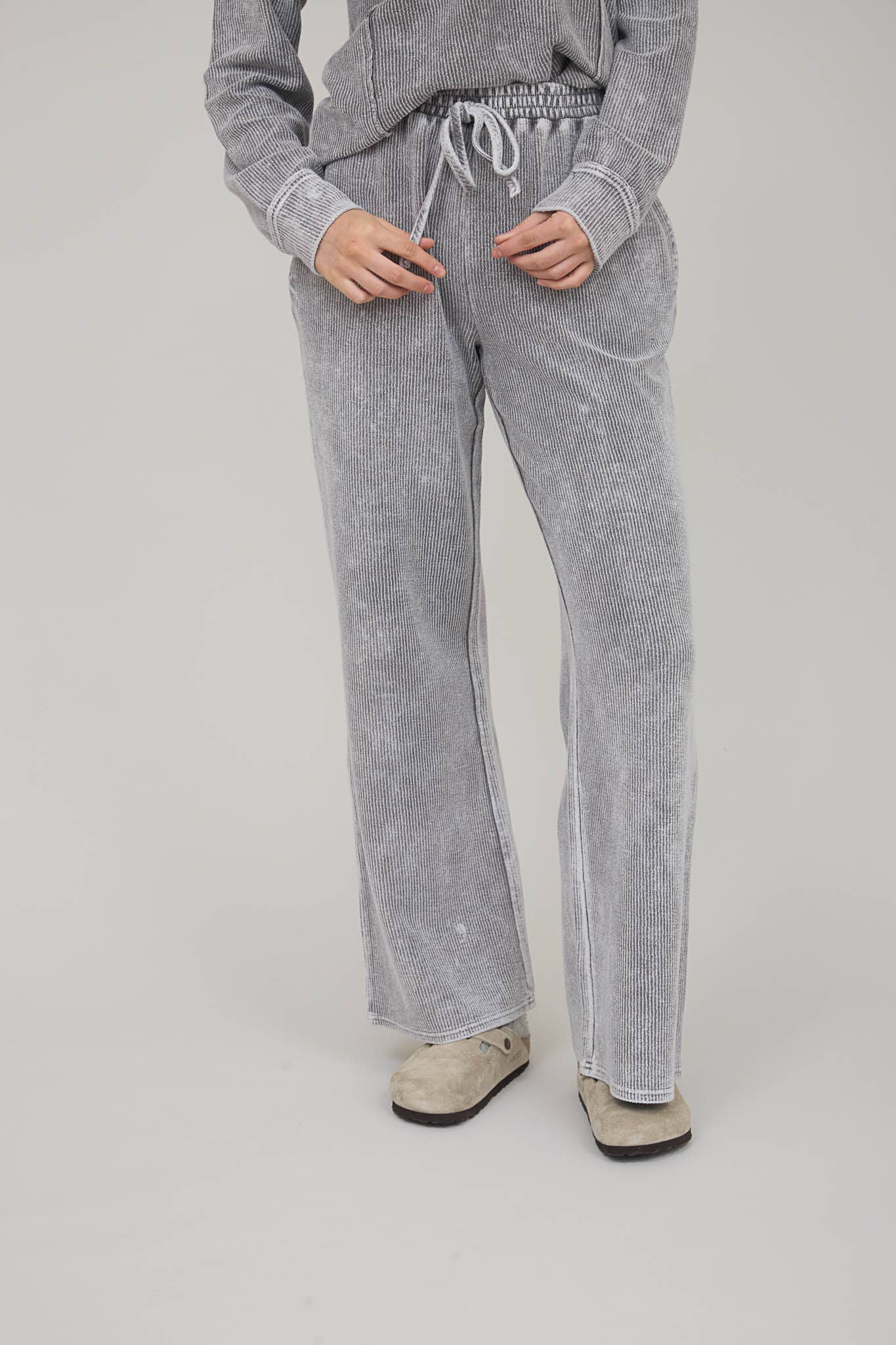 Blu Pepper – wholesale Byxor - Dam – TVÄTTADE HÖG MIDJA DRAWSNÖRE LOUNGEBYXOR10