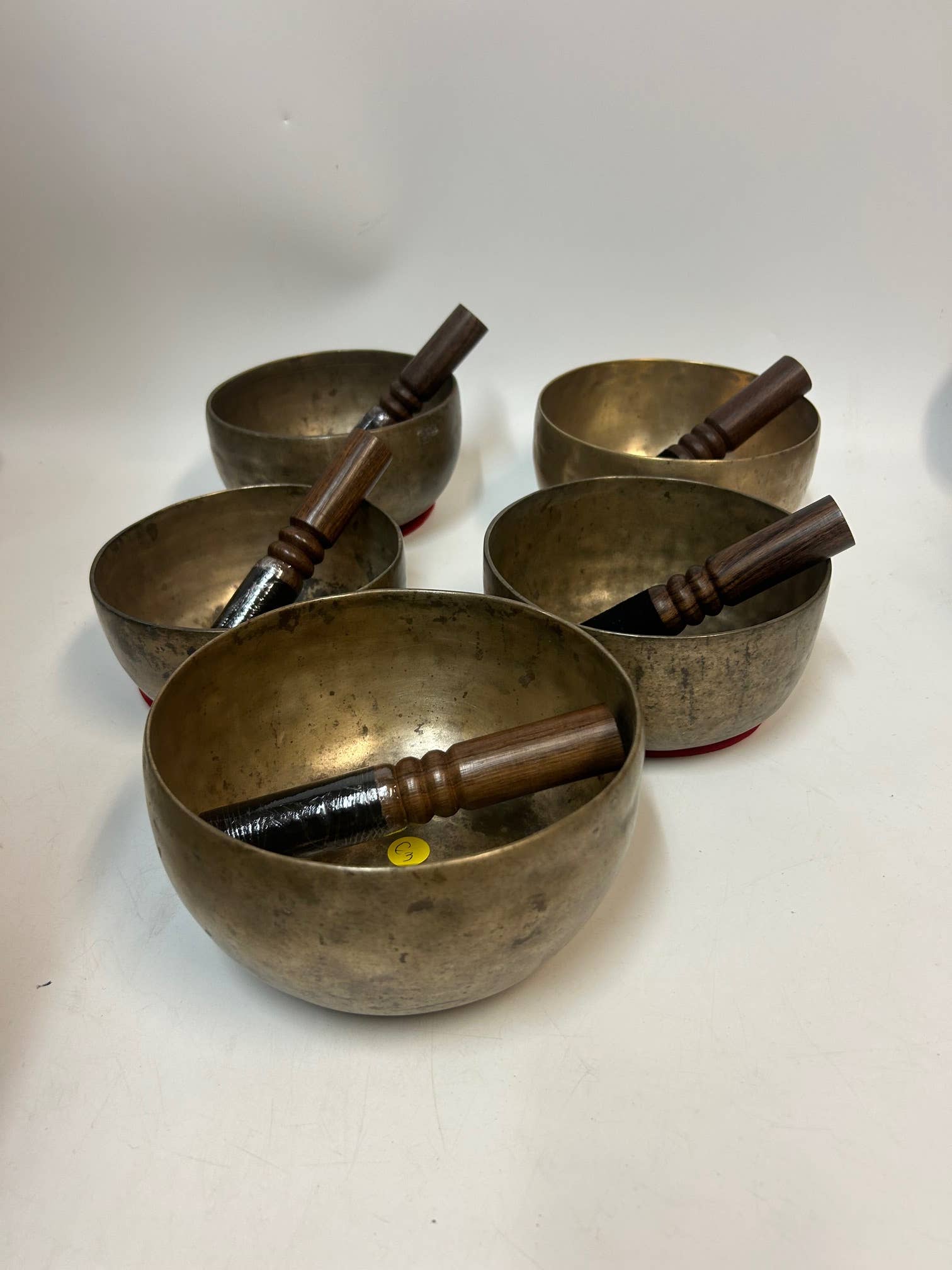 ART HIMALAYAN TRADING LTD - Wholesale Meditation Supplies - 5 piece High quality 7" Antique Handmade Yoga Singing bowl 3