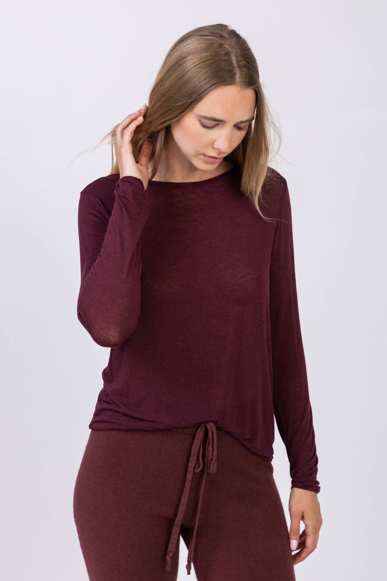 LINEN & COTTON HOUSE – Großhandel Bluse – Damen – 37864 Einfarbiger Rollkragenpullover aus Kaschmirmischung, zweite Haut22