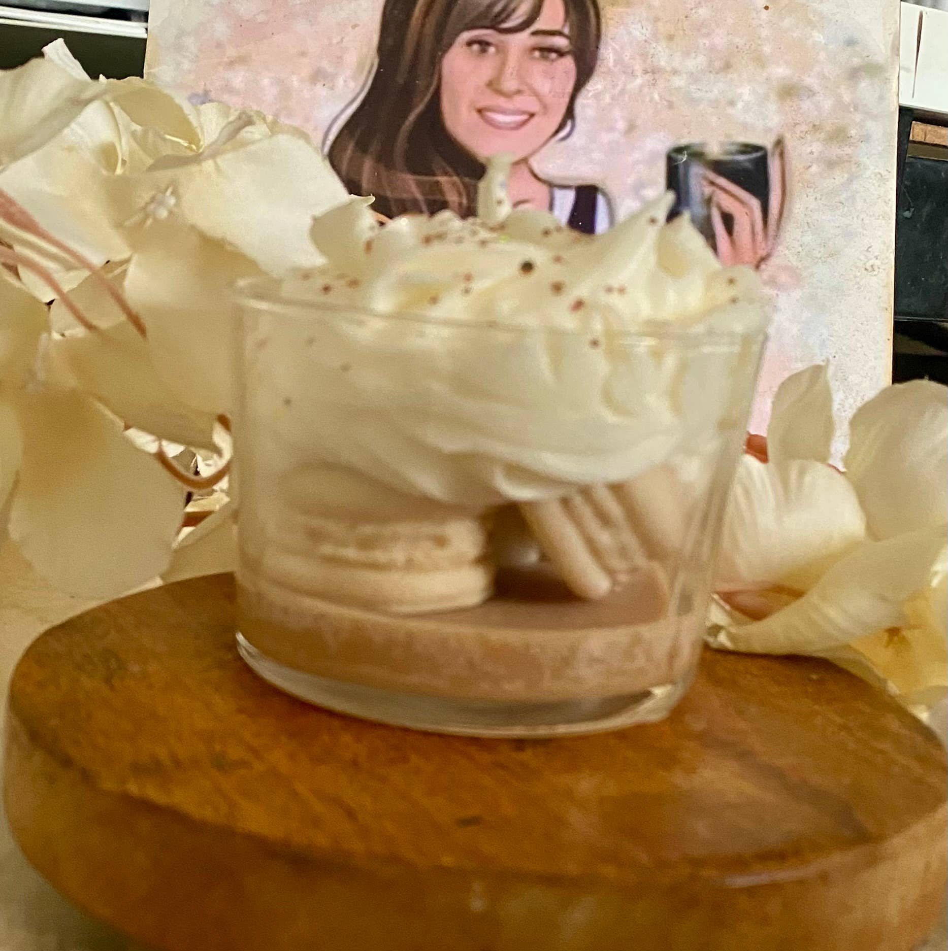 Les folies de Nicole – wholesale Prydnadsljus – Gourmetljus vaniljmakroner