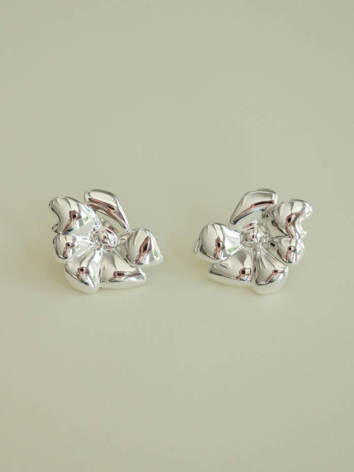 Le Fleur Earrings for wholesale by Zoila