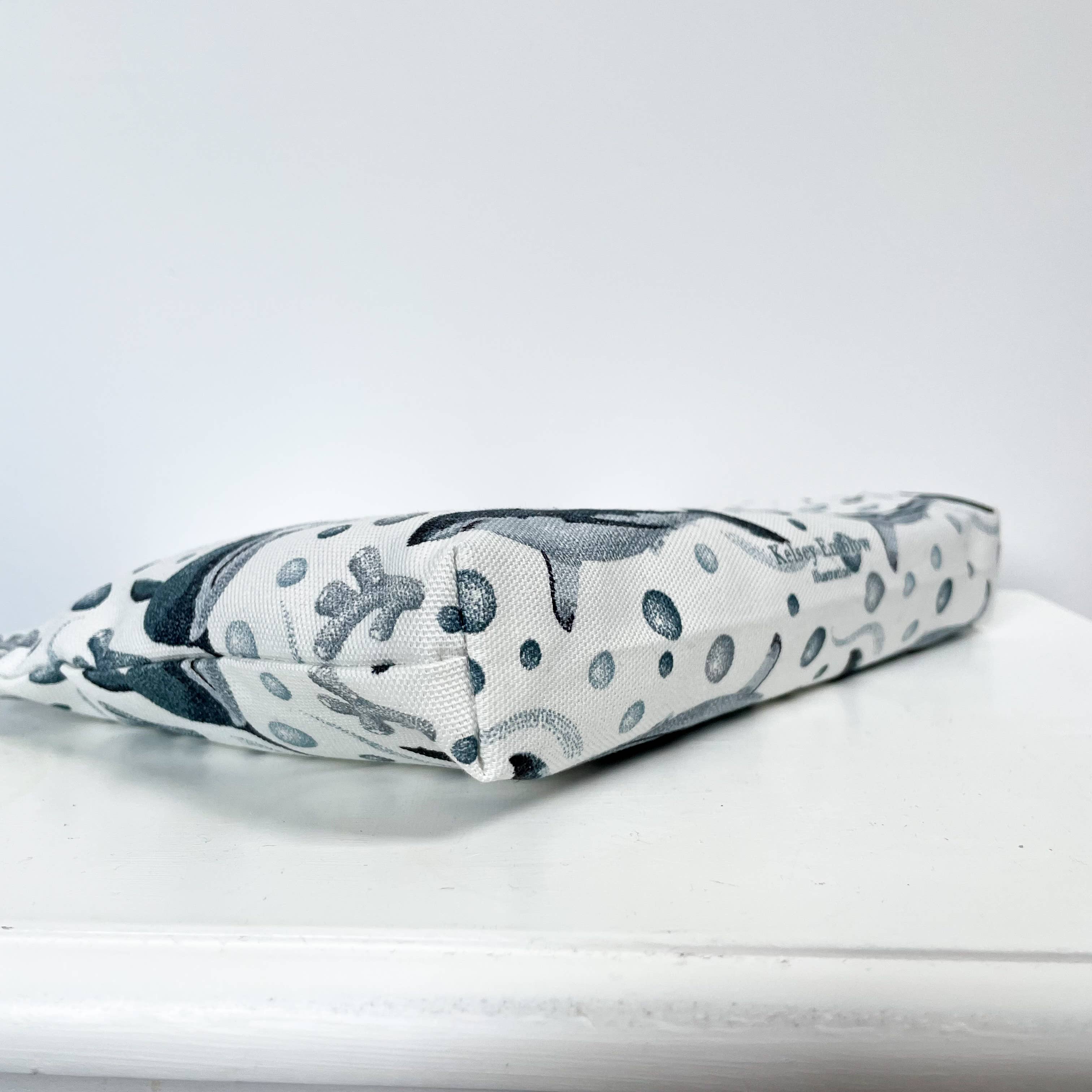 Kelsey Emblow Illustration - Wholesale Makeup/Cosmetic Bag - Coral Shark Pouch Organic Cotton (white)3