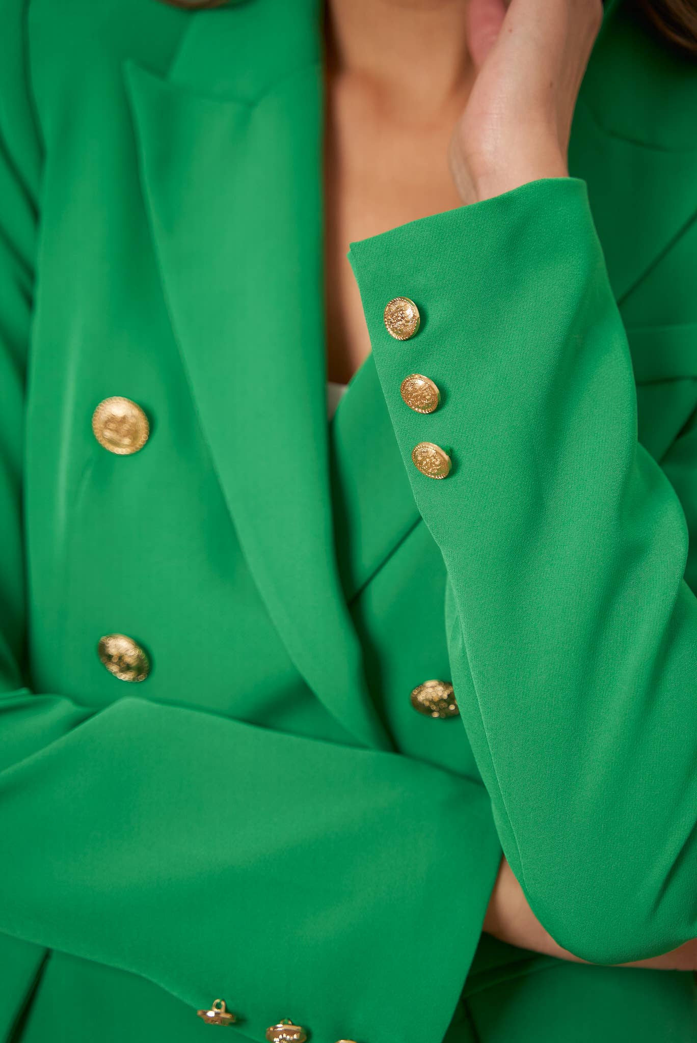 Attentif Paris - Wholesale Blazer - Women's - [Timeless] Fitted double-breasted blazer with gold buttons78