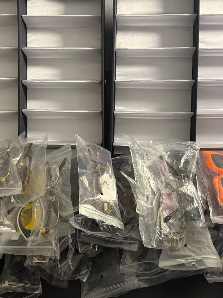 Erwachsenen Großhandel Sortiment Box (25 Paar) für den Großhandel von BoujeeVibesLLC