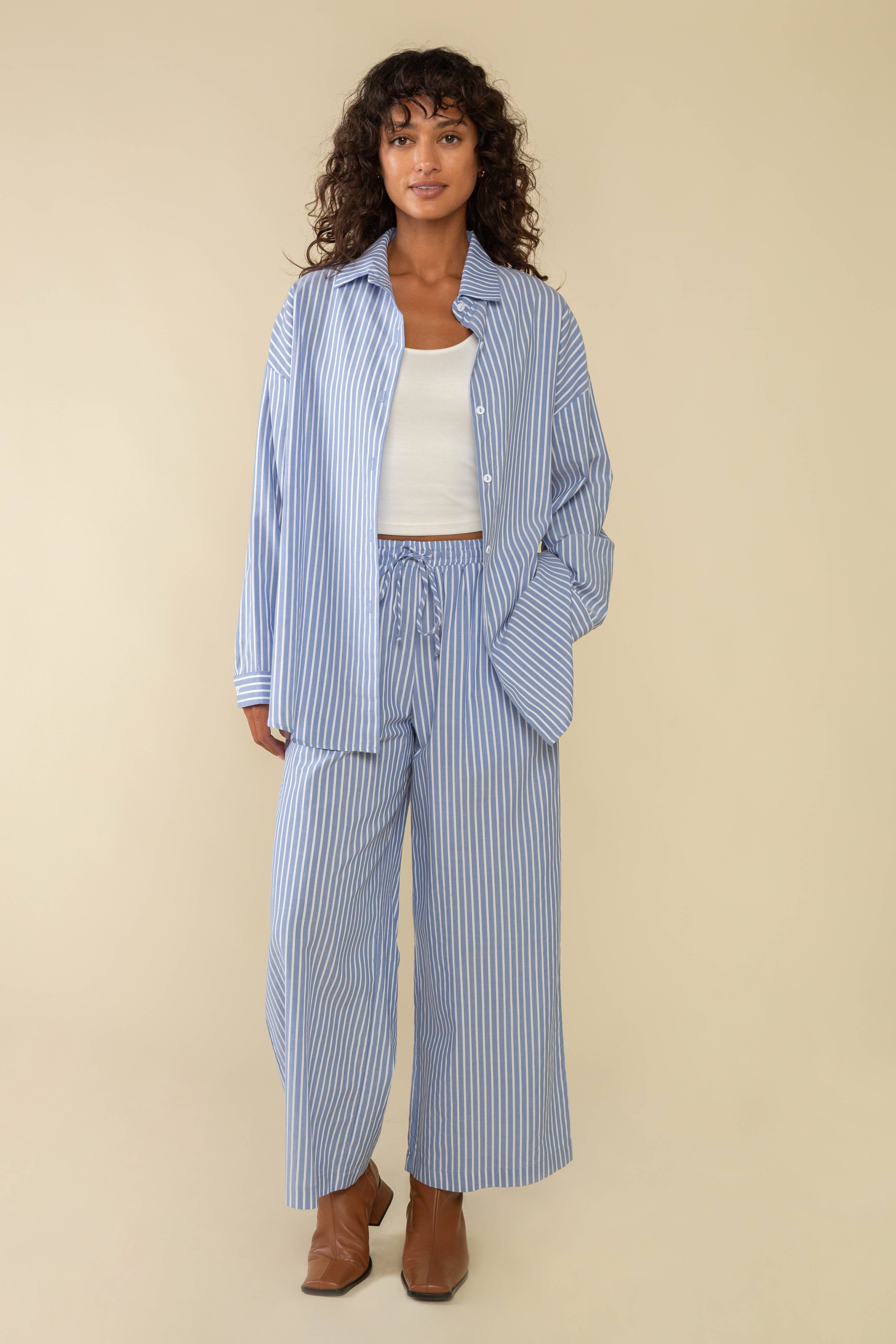 NLT - Venta al por mayor Pantalones - Mujer - Pantalones culotte de pierna ancha con rayas verticales y cintura elástica con cordón9