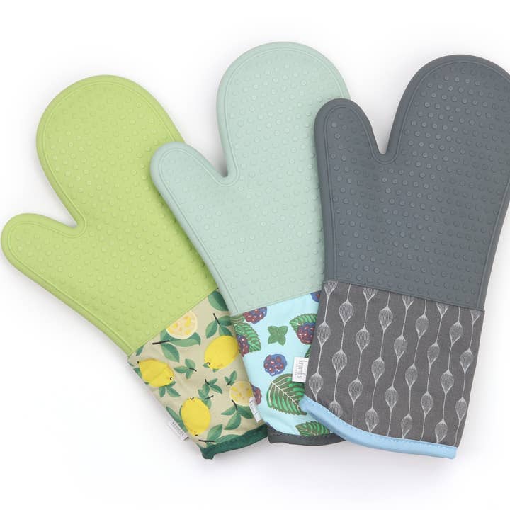 DM Merchandising - Wholesale Oven mitt/pot holder - Krumbs Kitchen Farmhouse Collection Oven Mitt Assortment