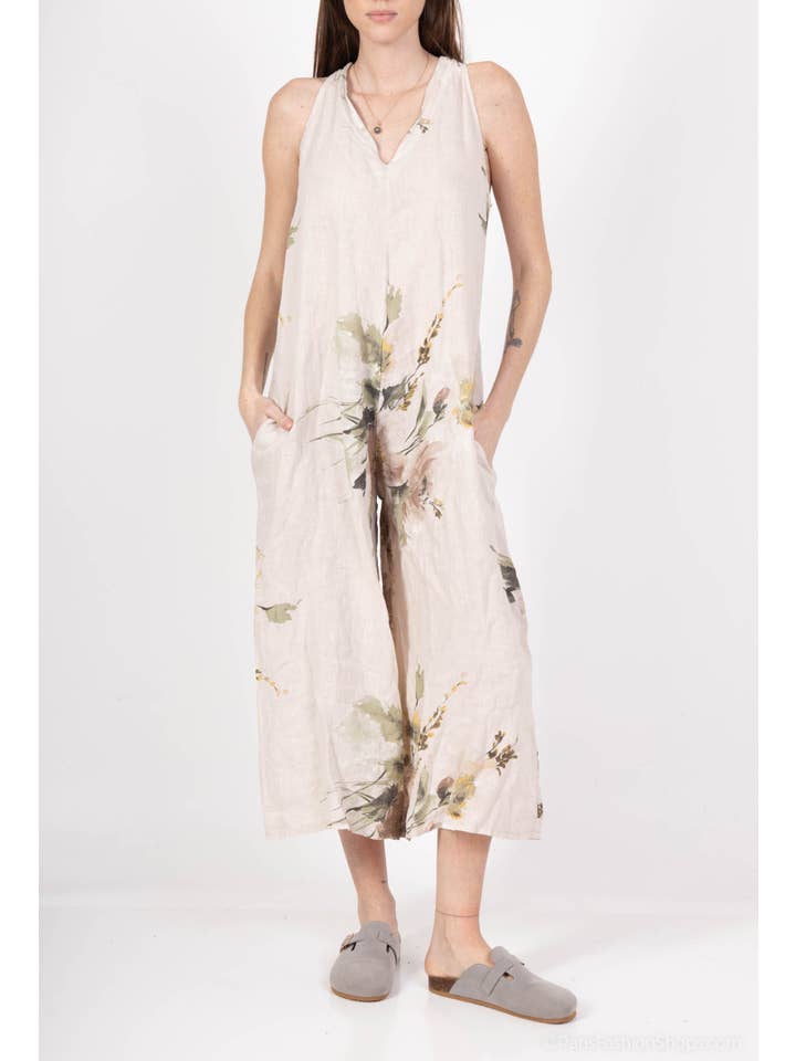 Shyloh - Wholesale Onesie - Women's - Flowy long dress with floral print and straps 205998