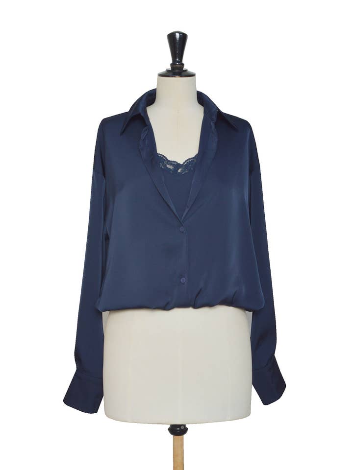 ELLI WHITE - Wholesale Blouse - Women's - Satin blouse with 2-in-1 effect and integrated lace camisole15