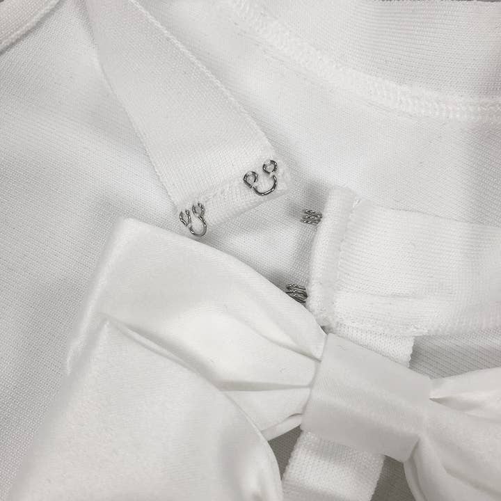 Productseeker – Großhandel Kleid – Damen – DR369 Rotes, rückenfreies Kleid mit großer Schleife und schmaler Passform17