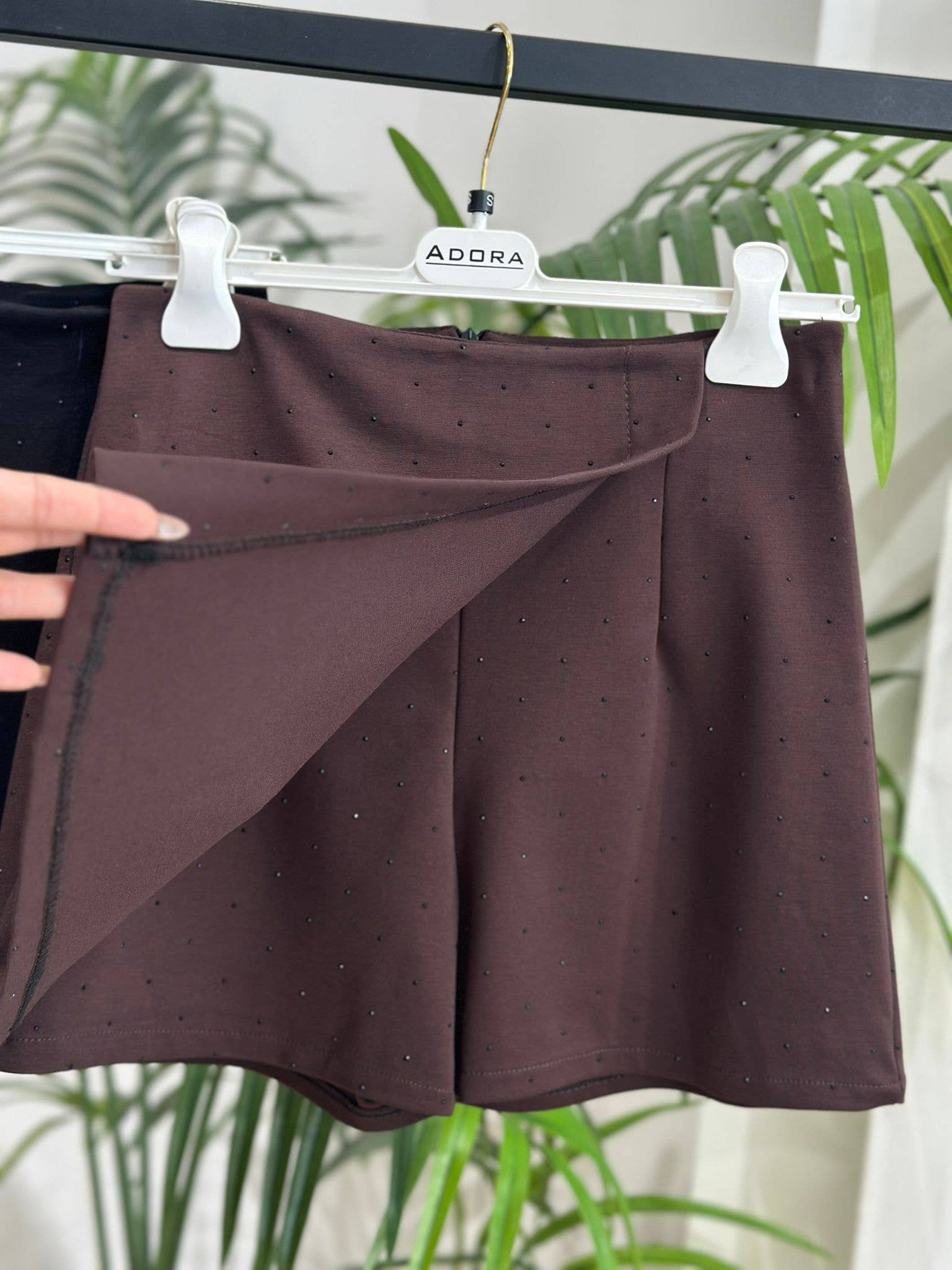 ADORA – wholesale Shorts – Women’s – Shorts skirt p.milano rhinestones1