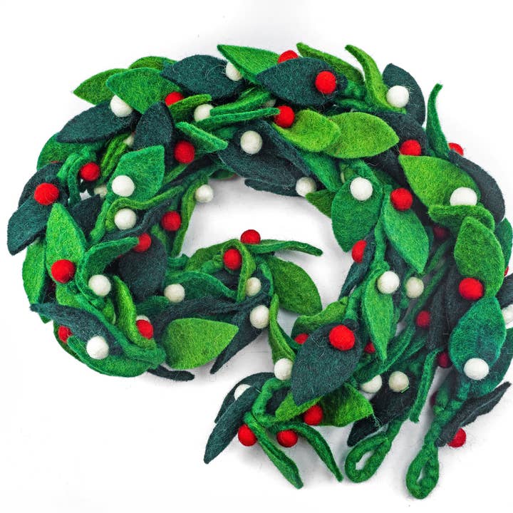 Merocoat - Wholesale Bunting/Garland - Christmas Garland - 6ft long Leaf garland