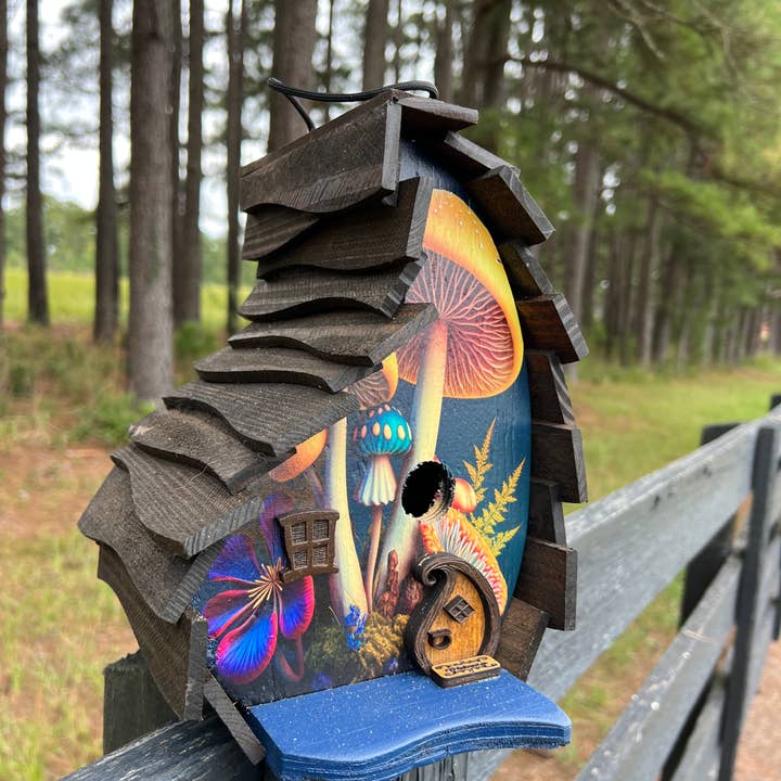 Southern Roots Designs - Wholesale Bird House - BIRDHOUSE, Unique Birdhouse, Mushroom Birdhouse, Birdhouse3