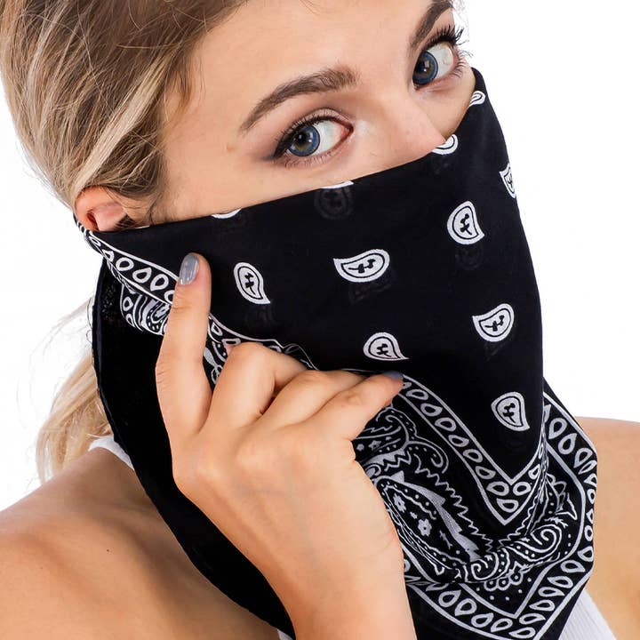 Cap Zone – Großhandel Bandana – Damen – Klassisches quadratisches Baumwollbandana mit Paisley-Print